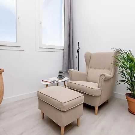 Apartment Homey